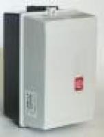 Фотография электромагнитного пускателя с тепловым реле, в корпусе с кнопками ПМЛ 4230 на 63А