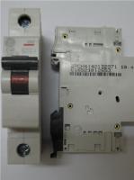 Фото модульного автомата G61 на 40 ампер с защитной характеристикой С выпуска GE