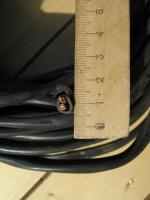 Фотография сечения медного кабеля пониженной горючести