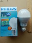 Фотография светодиодной (LED) лампы мощностью 3,5 Вт с цоколем Е27 изготовления Philips