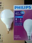 Фотография светодиодной (LED) лампы мощностью 40 Вт с цоколем Е27 изготовления Philips