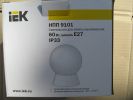 Фотография упаковки декоративного светильника НПП 9101 выпуска IEK с его техническими данными